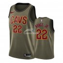 Camisetas NBA Salute To Servicio Cleveland Cavaliers Larry Nance Jr Nike Ejercito Verde 2018