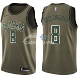 Camisetas NBA Salute To Servicio Milwaukee Bucks Matthew Dellavedova Nike Ejercito Verde 2018