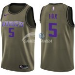 Camisetas NBA Salute To Servicio Sacramento Kings De Aaron Fox Nike Ejercito Verde 2018
