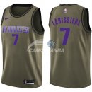 Camisetas NBA Salute To Servicio Sacramento Kings Skal Labissiere Nike Ejercito Verde 2018